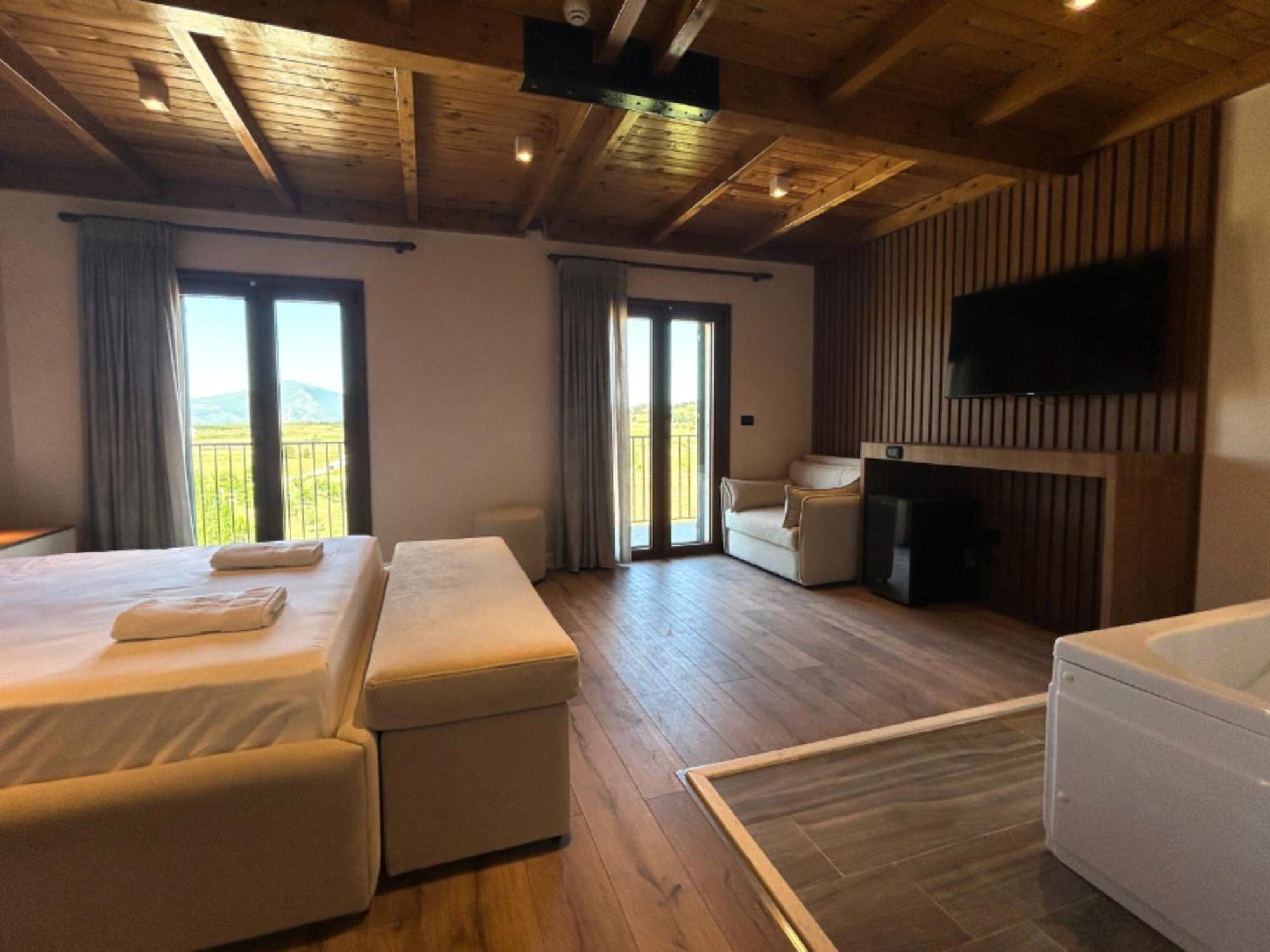 Hotell Ami *